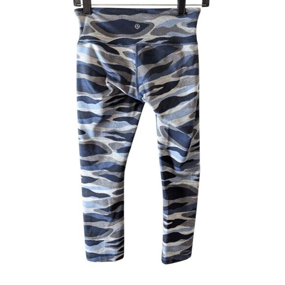 LULULEMON ATHLETICA Wunder Under Crop III "Full-On Luon" Size 4 - Picture 4 of 4